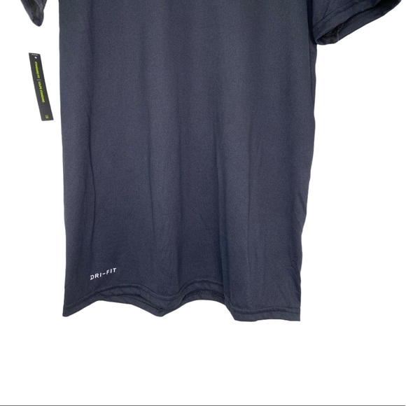 Nike Dri Fit Legend 2.0 V-neck Black Tee T-Shirt NWT - Picture 4 of 16